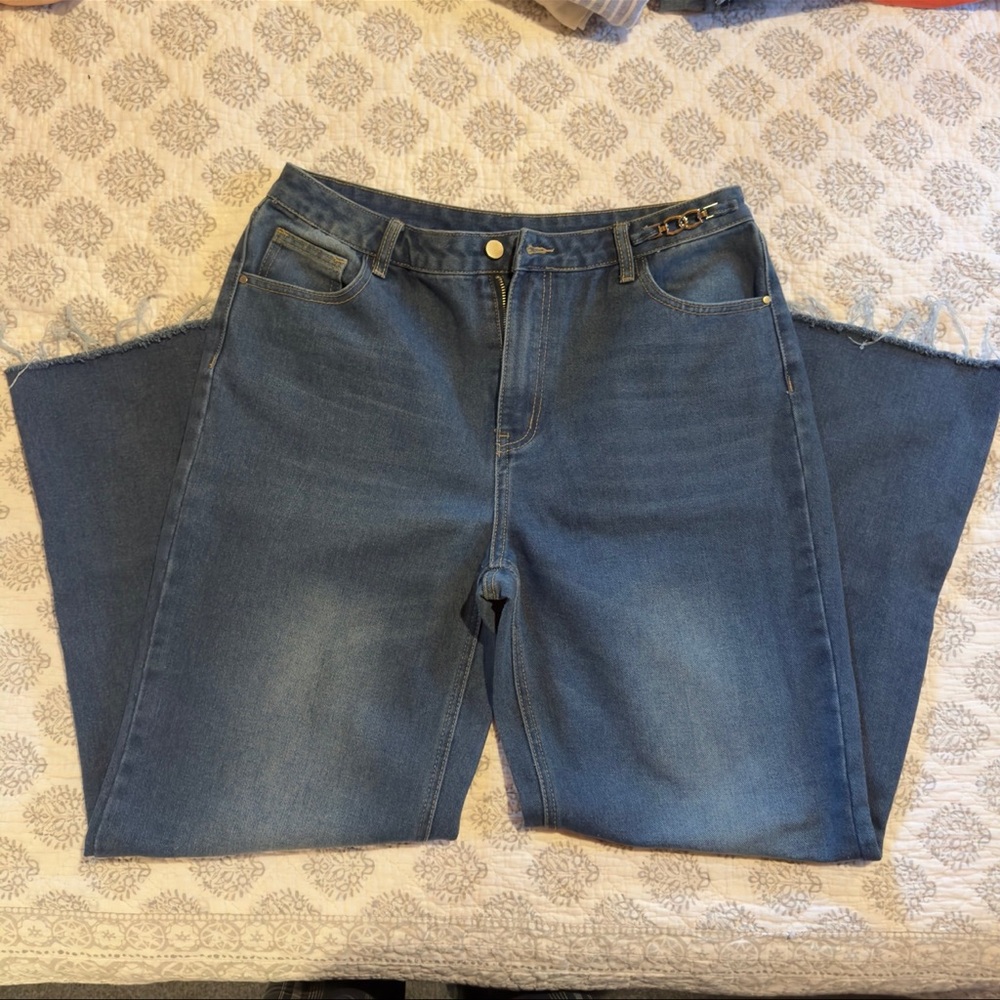 Cider Jeans Size XL (fits size 12) Distressed Hem